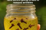 How to use clove gel to eliminate wrinkles